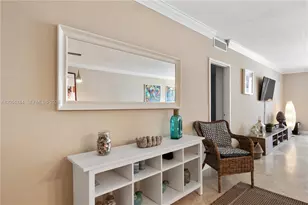 5825 Collins Ave, Miami Beach, FL 33140 - Photo 55