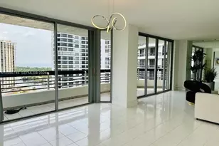 19101 NE 36th Ct, Aventura, FL 33180 - Photo 11