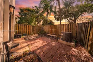 1037 NE 42nd Pl, Homestead, FL 33033 - Photo 23