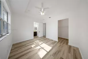 1037 NE 42nd Pl, Homestead, FL 33033 - Photo 13