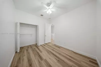 1037 NE 42nd Pl, Homestead, FL 33033 - Photo 17