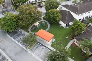 1037 NE 42nd Pl, Homestead, FL 33033 - Photo 27
