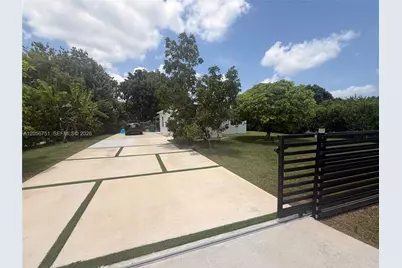 14985 Leisure Dr, Homestead, FL 33033 - Photo 1
