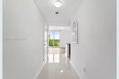 2701 SW 3rd Ave #502, Miami, FL 33129 - Photo 7