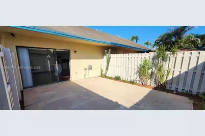 7454 NW 34th St, Lauderhill, FL 33319 - Photo 15