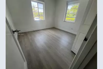 1326 SW 6th St #10, Miami, FL 33135 - Photo 13