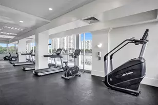 18041 Biscayne Blvd, Aventura, FL 33160 - Photo 17