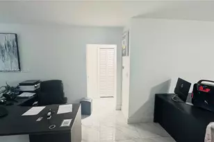 6212 SW 24th St, Miami, FL 33155 - Photo 9