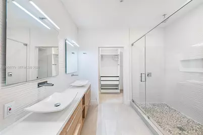 4480 NW 8th Pl, Plantation, FL 33317 - Photo 13