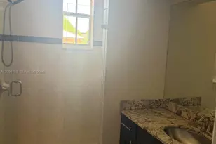 14615 SW 5th St, Pembroke Pines, FL 33027 - Photo 5