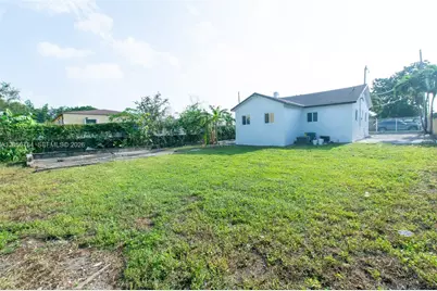 2324 NW 14th Ave, Miami, FL 33142 - Photo 19