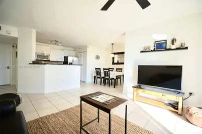 19999 E Country Club Dr #1404, Aventura, FL 33180 - Photo 7