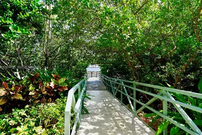 19999 E Country Club Dr #1404, Aventura, FL 33180 - Photo 25