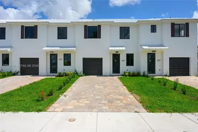854 SW 1st St, Florida City, FL 33034 - Photo 47