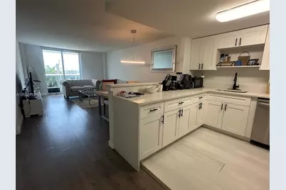 7928 West Dr #504, North Bay Village, FL 33141 - Photo 5