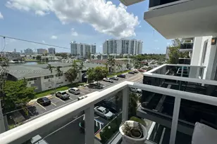 7928 West Dr, North Bay Village, FL 33141 - Photo 15