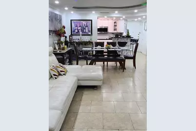 2750 NE 183rd St #1701, Aventura, FL 33160 - Photo 3