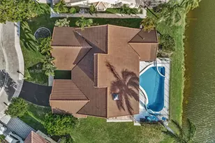 1661 NW 100th Way, Plantation, FL 33322 - Photo 7