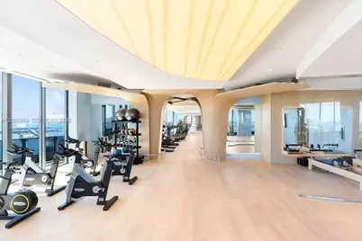 1000 Brickell Plz #3211, Miami, FL 33131 - Photo 41
