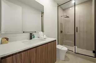 984 SW 10th St, Miami, FL 33130 - Photo 45