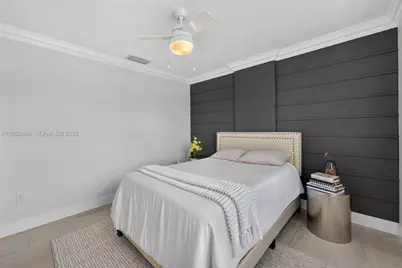 10704 SW 167th St, Miami, FL 33157 - Photo 17