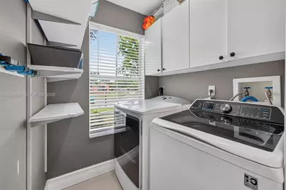 10704 SW 167th St, Miami, FL 33157 - Photo 31