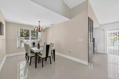 10704 SW 167th St, Miami, FL 33157 - Photo 5