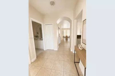 17650 NW 73rd Ave #104-18, Hialeah, FL 33015 - Photo 15