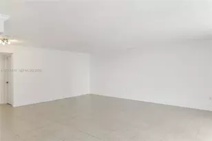 6061 Collins Ave, Miami Beach, FL 33140 - Photo 7
