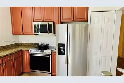 3001 NE 185th St #431, Aventura, FL 33180 - Photo 9
