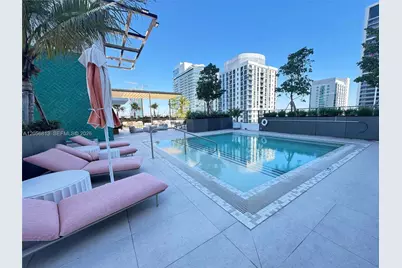11 NE 6th St #705, Miami, FL 33132 - Photo 35