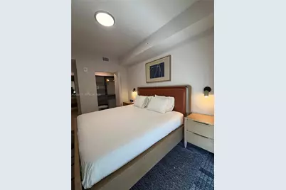11 NE 6th St #705, Miami, FL 33132 - Photo 11