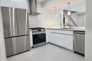 7342 Gary Ave, Miami Beach, FL 33141 - Photo 9