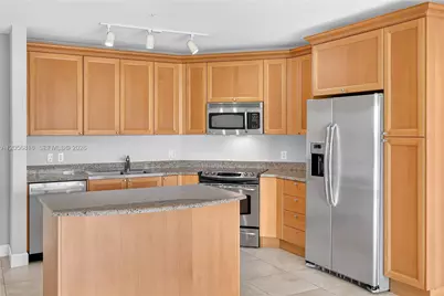 55 Merrick Way #832, Coral Gables, FL 33134 - Photo 5