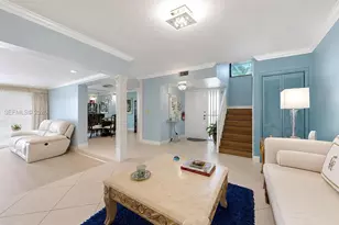 635 NW 97th Pl, Miami, FL 33172 - Photo 5