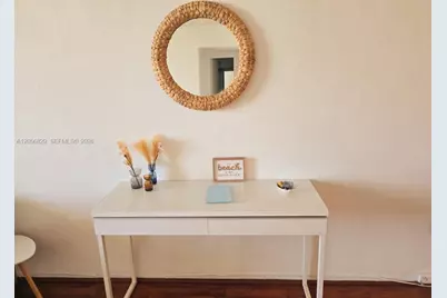 800 West Ave #722, Miami Beach, FL 33139 - Photo 9