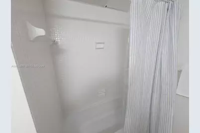 800 West Ave #722, Miami Beach, FL 33139 - Photo 21