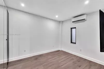 2198 NE 183rd St, North Miami Beach, FL 33179 - Photo 11