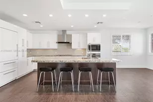 348 Elm St, Hollywood, FL 33019 - Photo 13