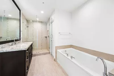 348 Elm St #B-10, Hollywood, FL 33019 - Photo 37