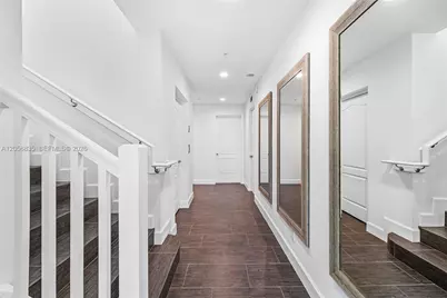 348 Elm St #B-10, Hollywood, FL 33019 - Photo 31