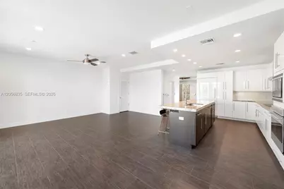 348 Elm St #B-10, Hollywood, FL 33019 - Photo 19