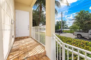 348 Elm St, Hollywood, FL 33019 - Photo 11