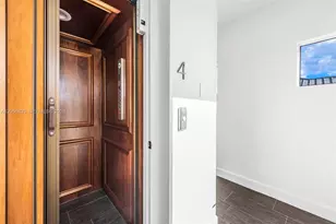 348 Elm St, Hollywood, FL 33019 - Photo 17