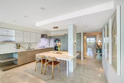 1455 Ocean Dr #703, Miami Beach, FL 33139 - Photo 9