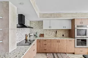 2457 Collins Ave, Miami Beach, FL 33140 - Photo 19