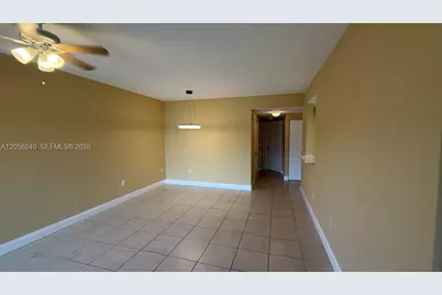 1133 Golden Lakes Blvd #812, West Palm Beach, FL 33411 - Photo 5