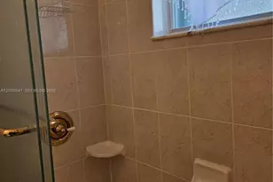 1400 NW 90th Way, Plantation, FL 33322 - Photo 13