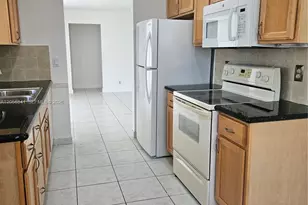 1400 NW 90th Way, Plantation, FL 33322 - Photo 5