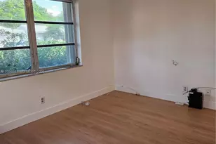 1400 NW 90th Way, Plantation, FL 33322 - Photo 11